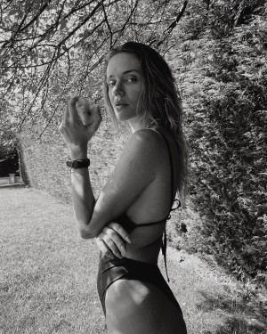 Ecem Karavus Photo #24