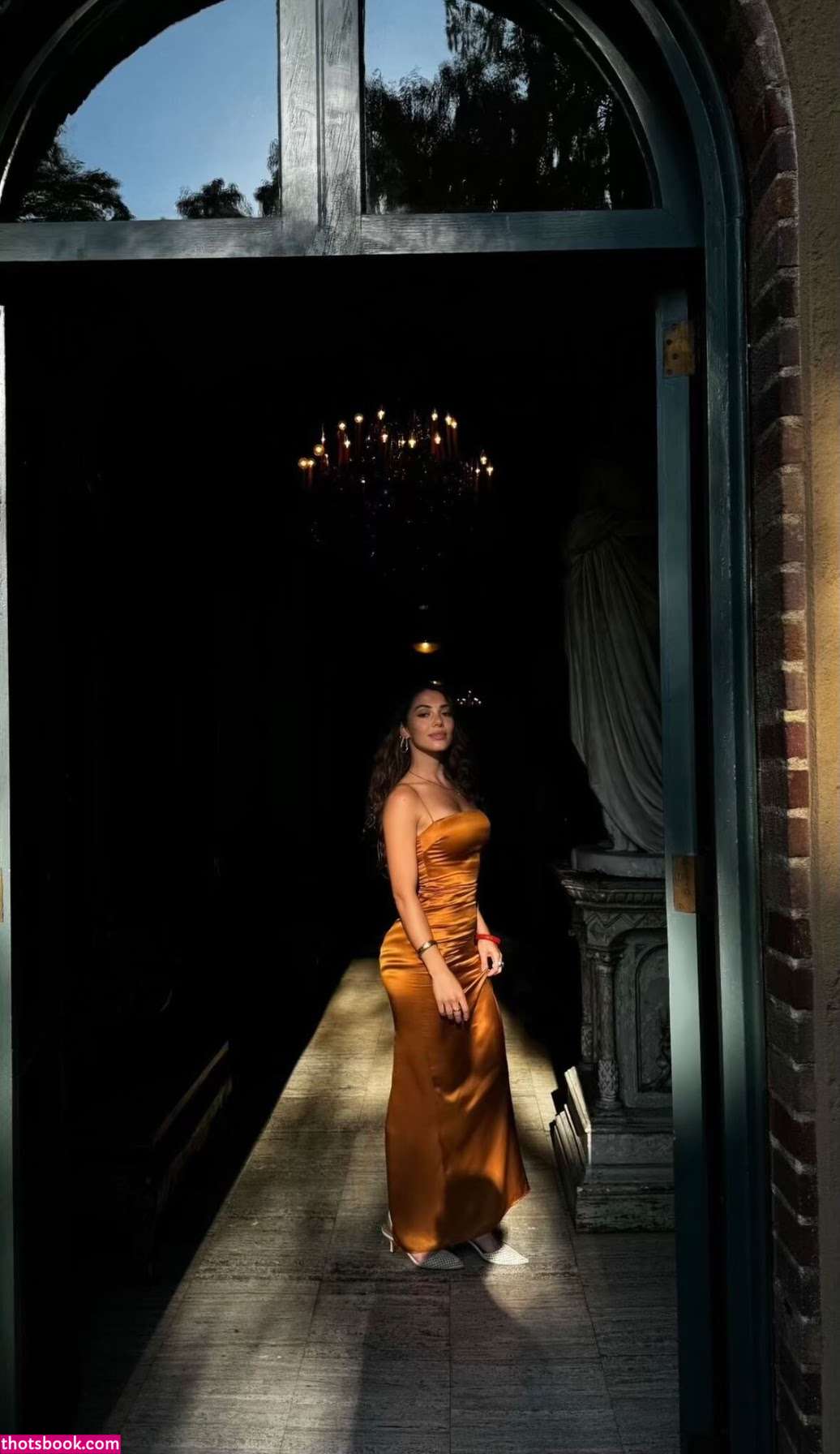 Emma Powell Photo #14