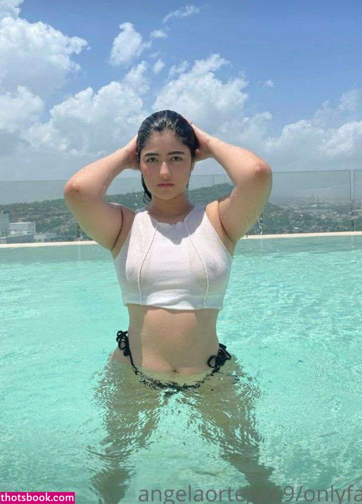 Angela Ortega Photo #3