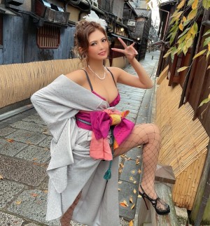 Erika Hori Photo #29