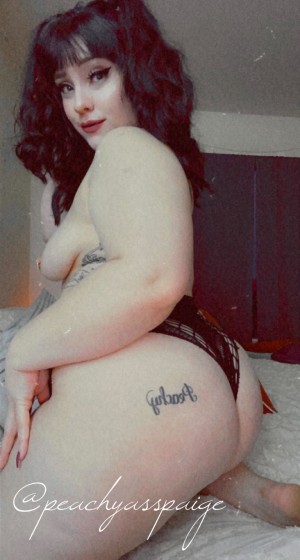peachyasspaige Photo #15