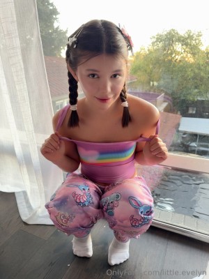 Little Evelyn Photo #13