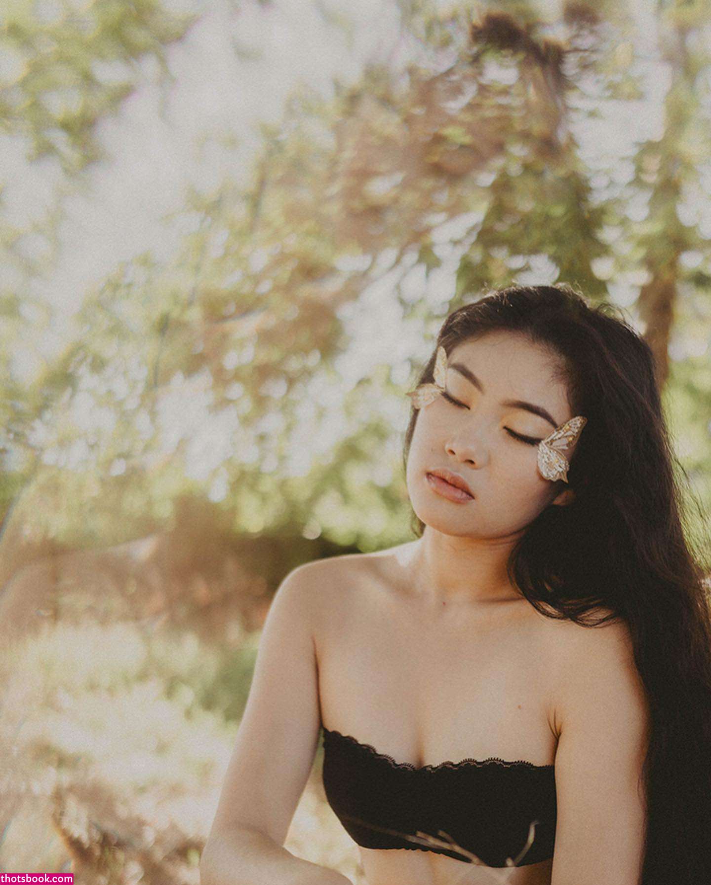 Allison Yellow Photo #12