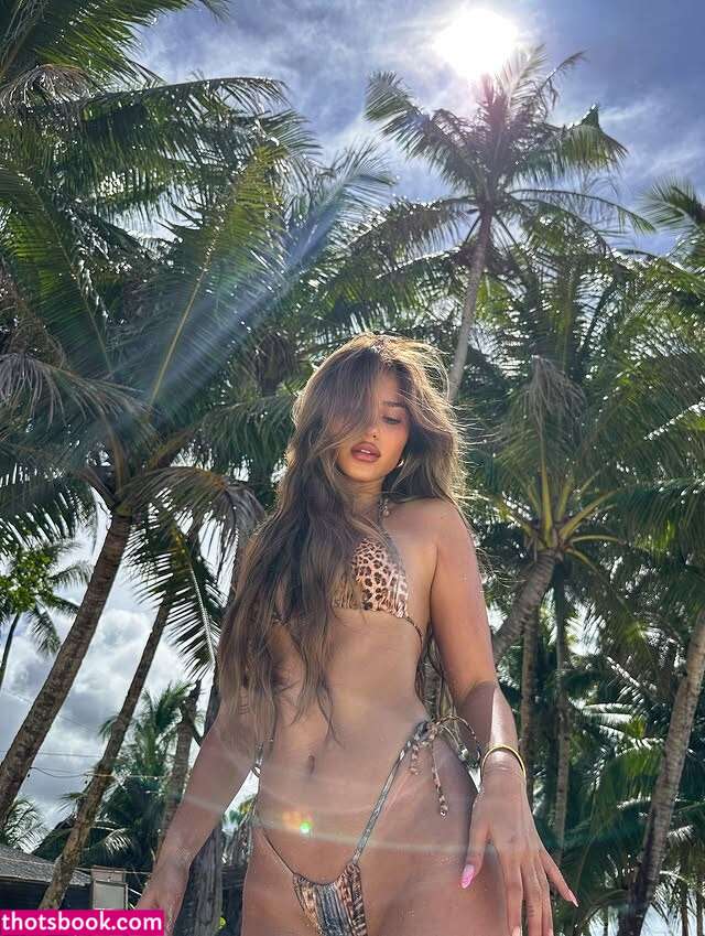 Jasmin Hoppe Photo #23