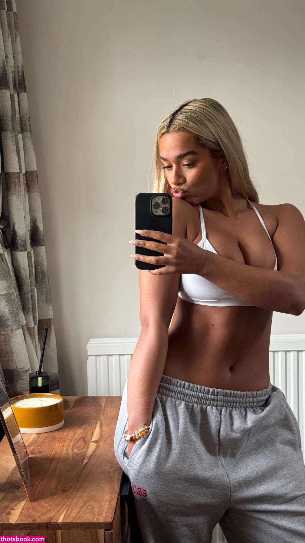 Natalie Gessey Photo #24