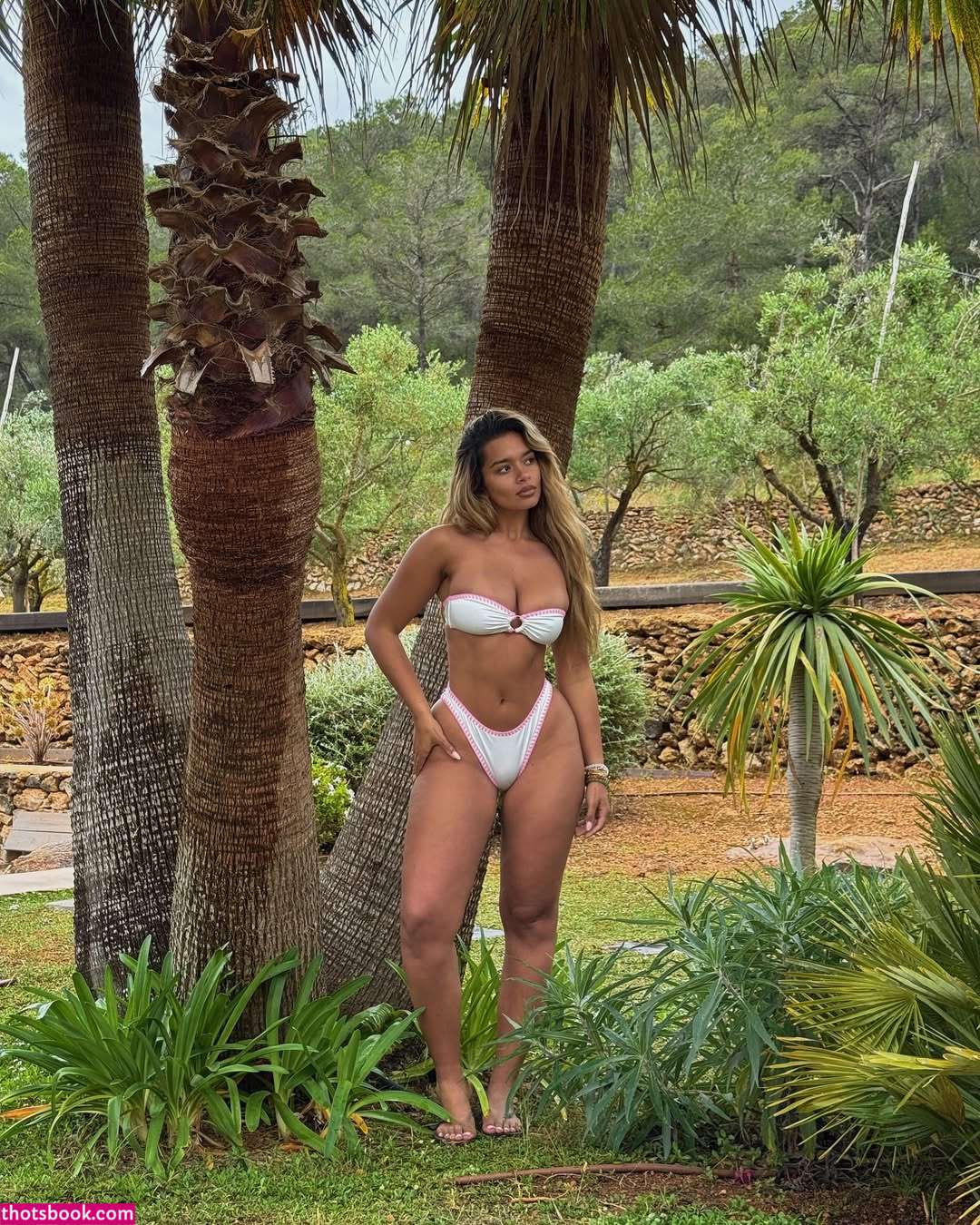 Natalie Gessey Photo #29