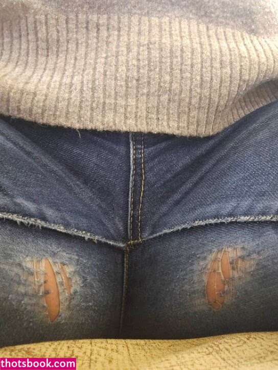 Courtney808 Photo #16