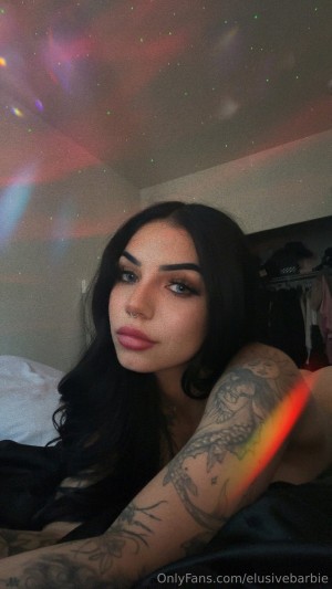 elusivebarbie Photo #14