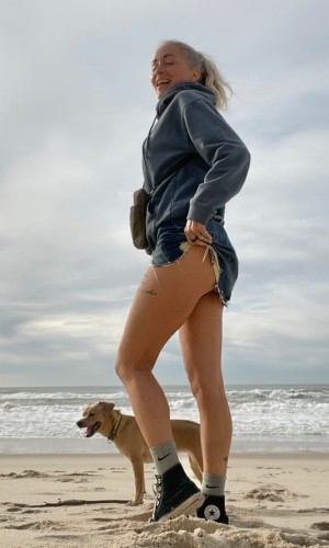 Catherine Lennard Photo #20