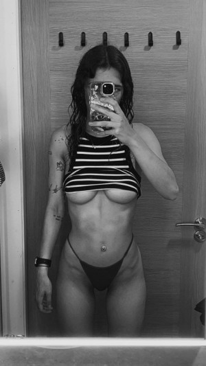 awannabeyou Photo #5