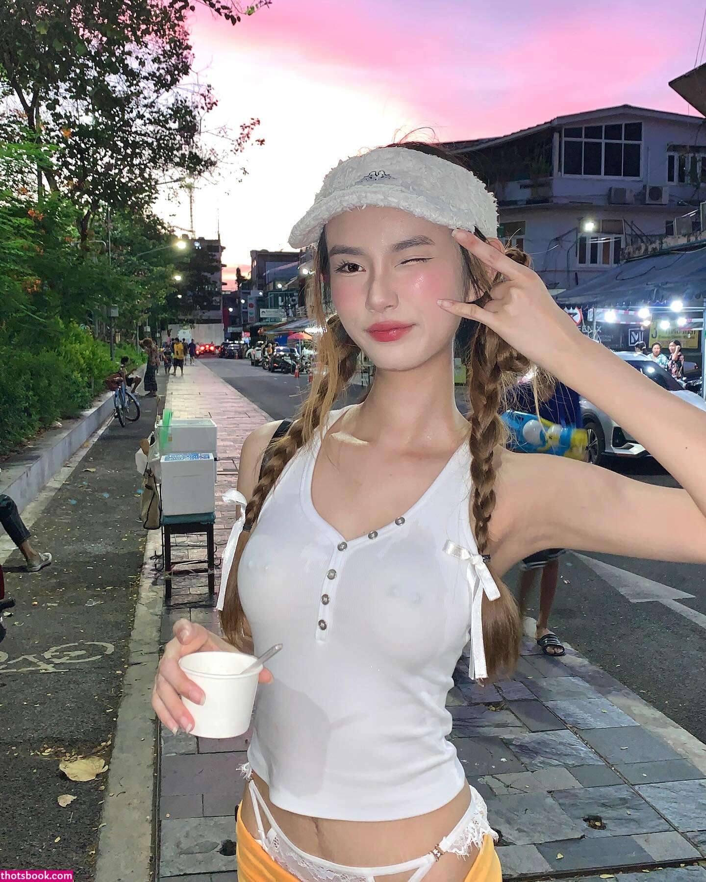 Yujeen Indyy Photo #8