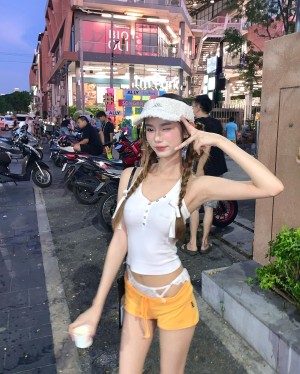 Yujeen Indyy Photo #11