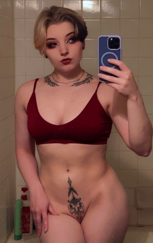 gothicsuccubusrose Photo #25