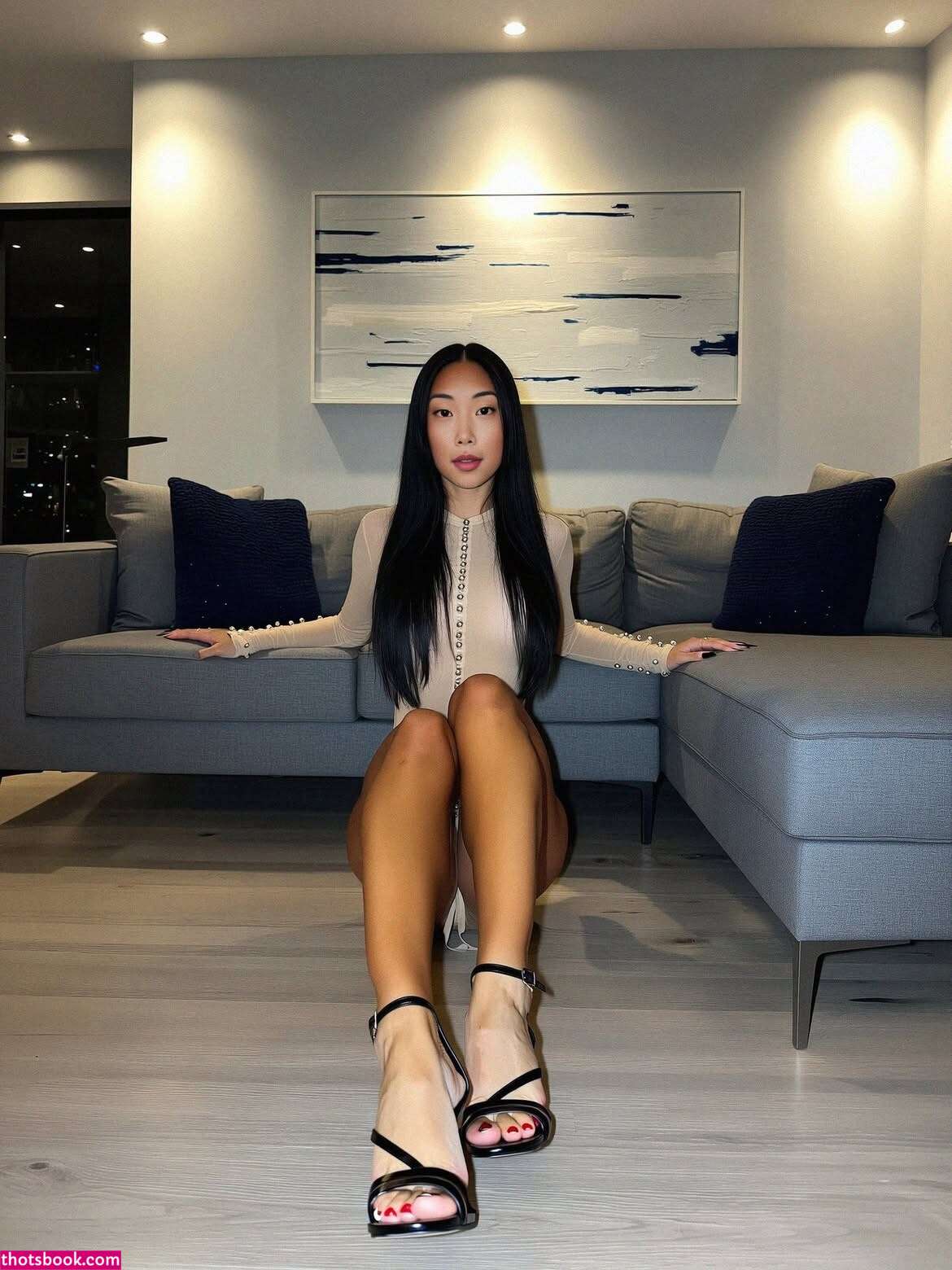 Miki Izumi Photo #18