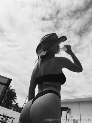 Bella Paulson Photo #31