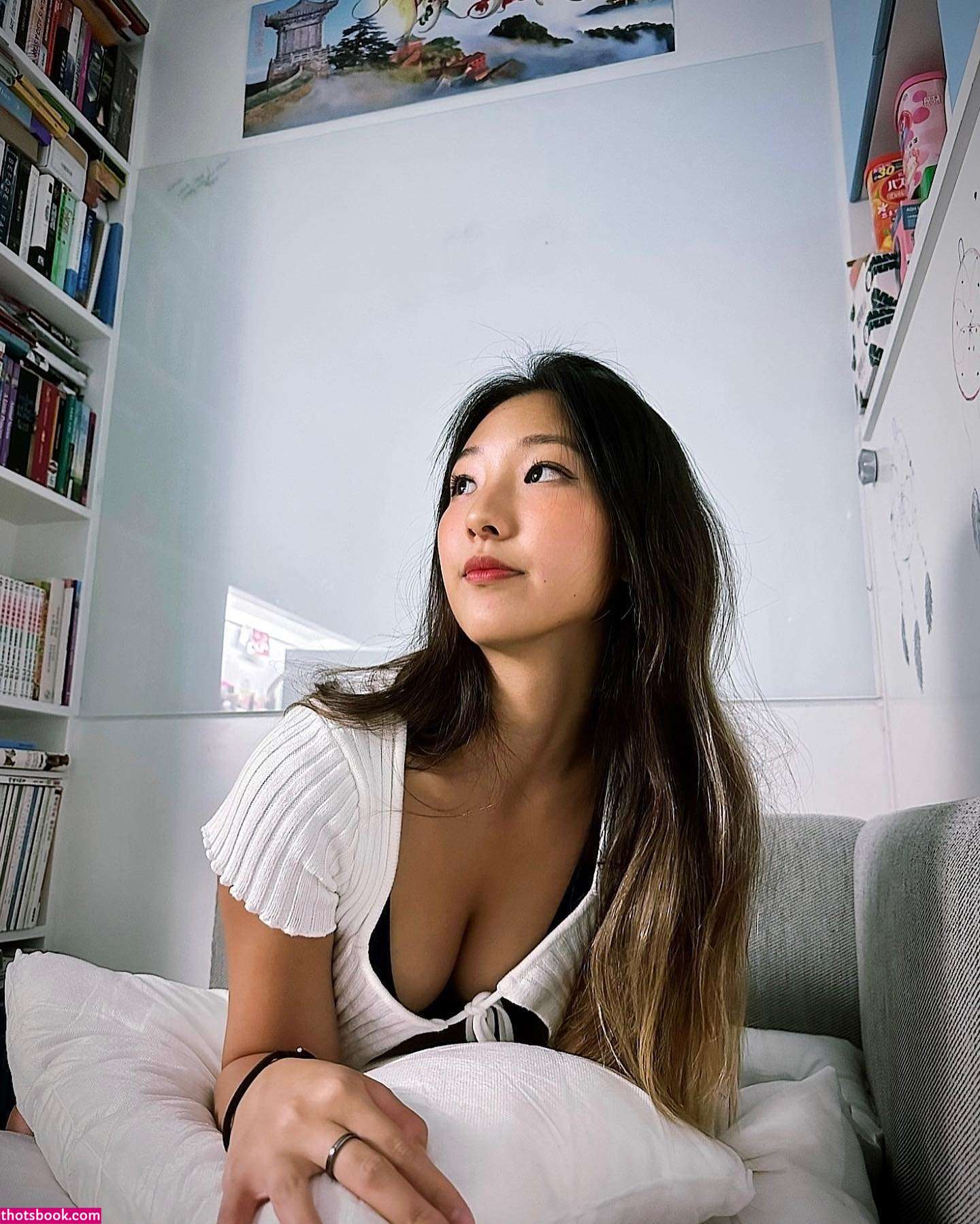 Jessica Chan Photo #32