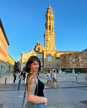 Lauren Urasek Photo #7