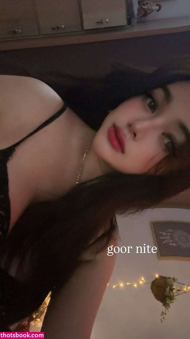 Olivea Hadid Photo #7