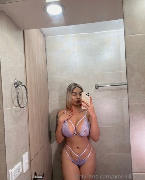 ameliiiiaaaa Photo #7