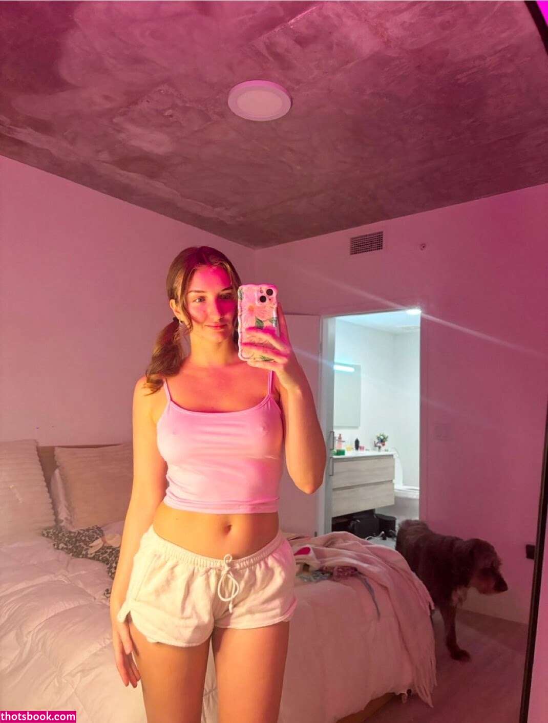 Bella Briggs Photo #14