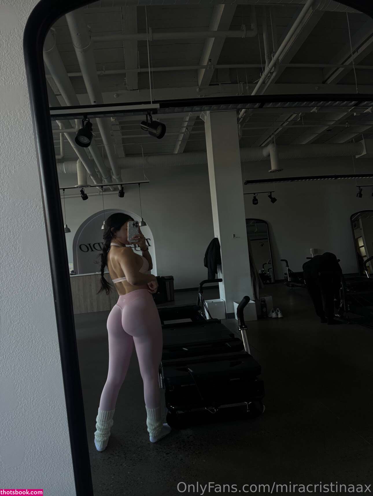 chrrristina Photo #17