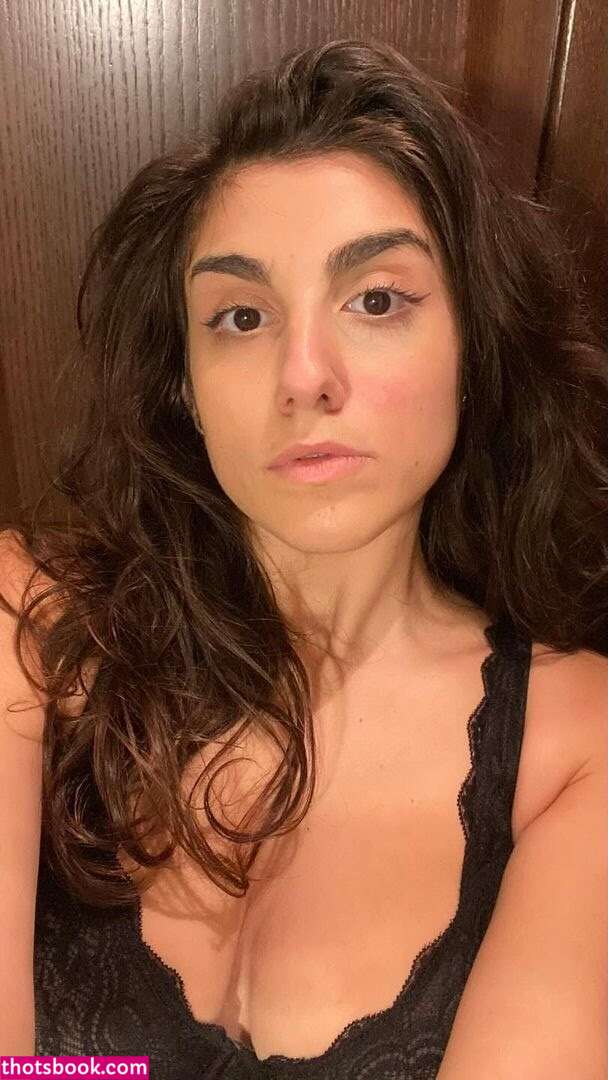 cecinestpasmiri Photo #1