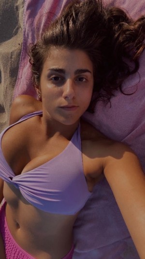 cecinestpasmiri Photo #46