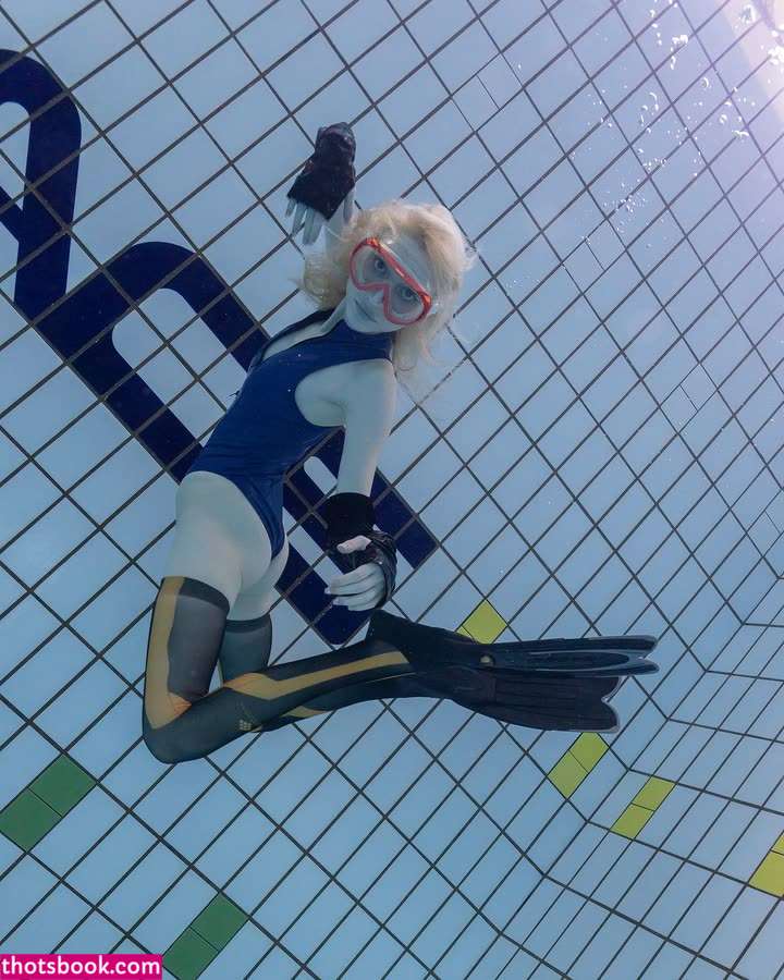 Sophie Powers Photo #5