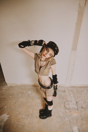 Sophie Powers Photo #7