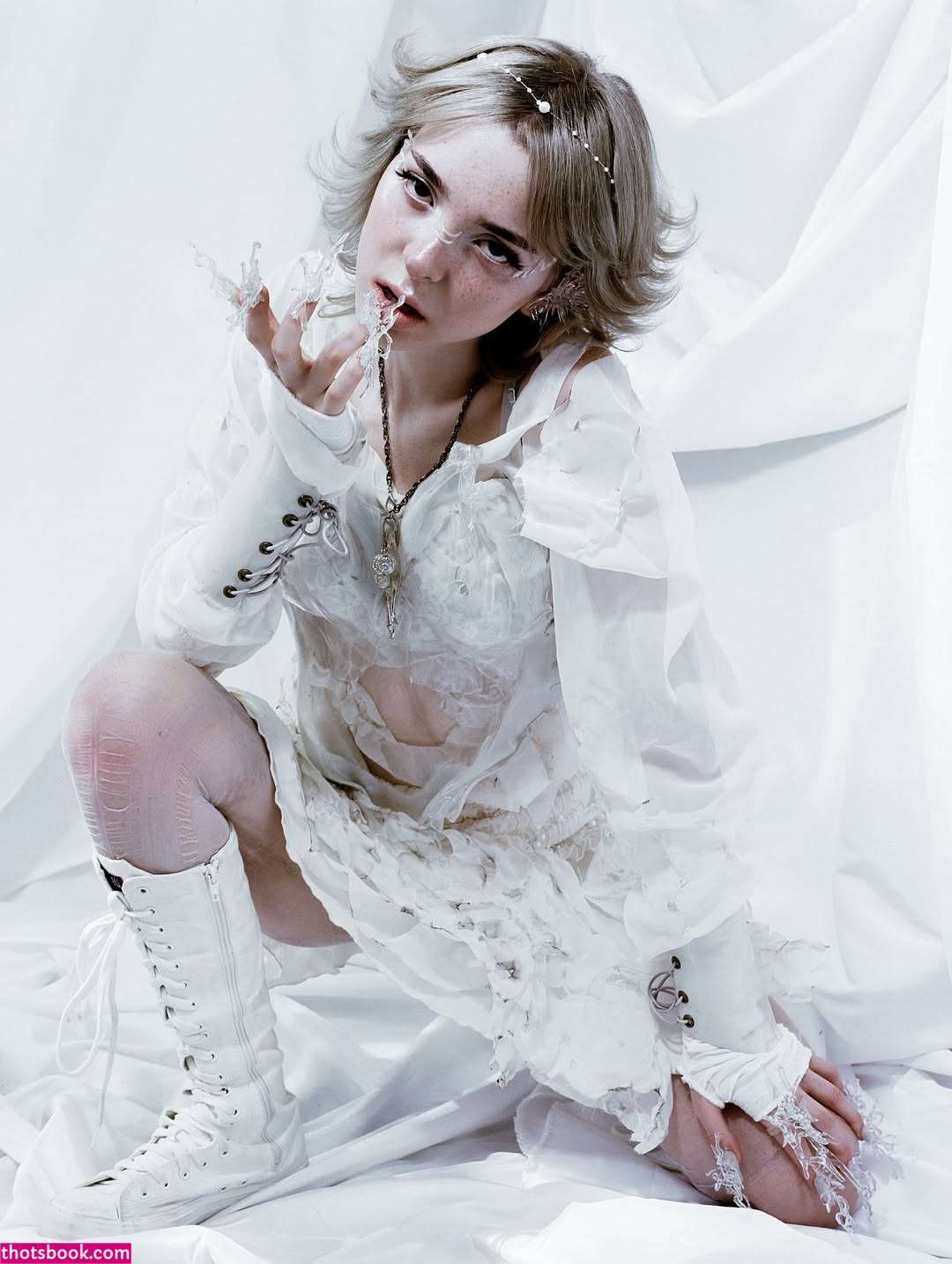 Sophie Powers Photo #17