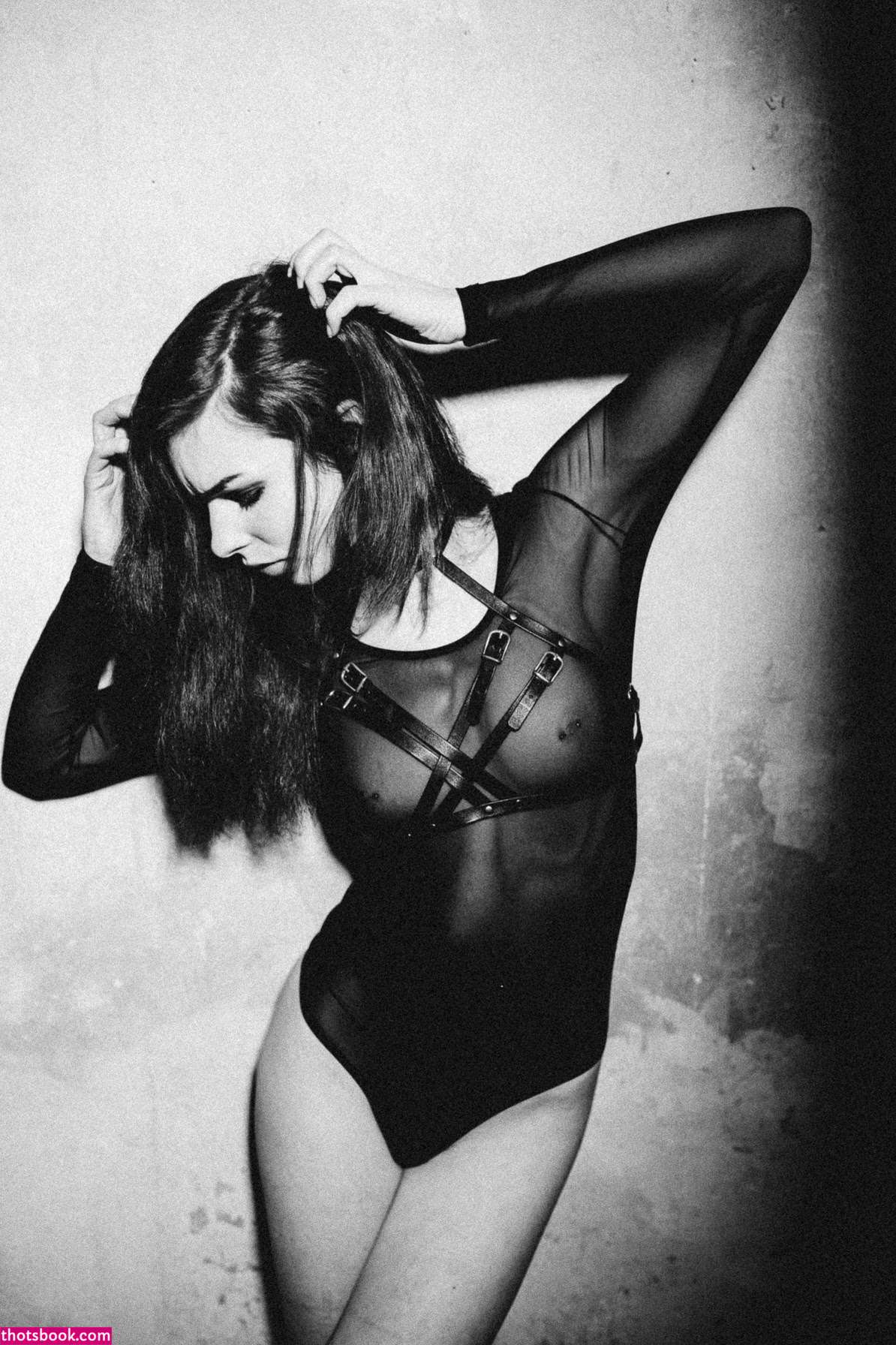 Fuxteufelswild Photo #49