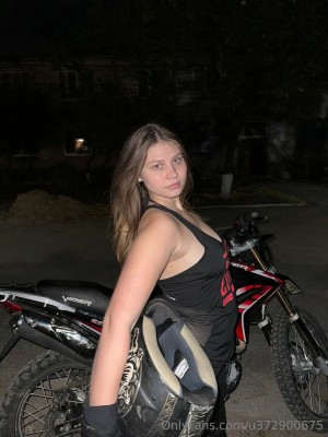 Nina Polibio Photo #4