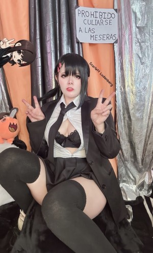 Scarlett Ludenberg Photo #2