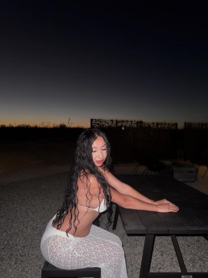 xcarolinejoness Photo #24