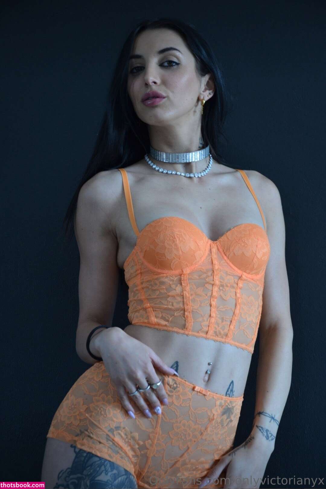 victorianyx Photo #20