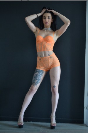 victorianyx Photo #25