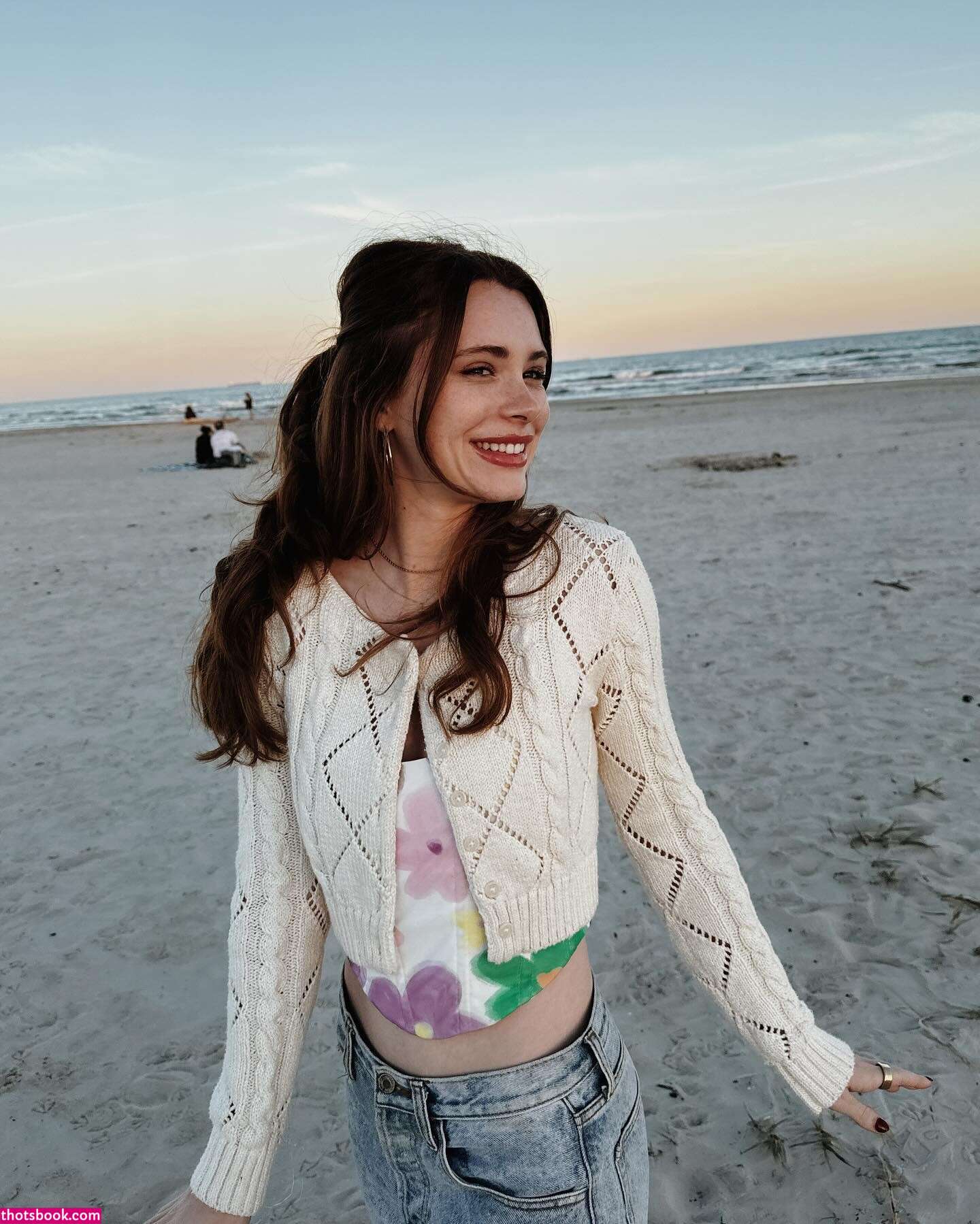 Violet Brinson Photo #10