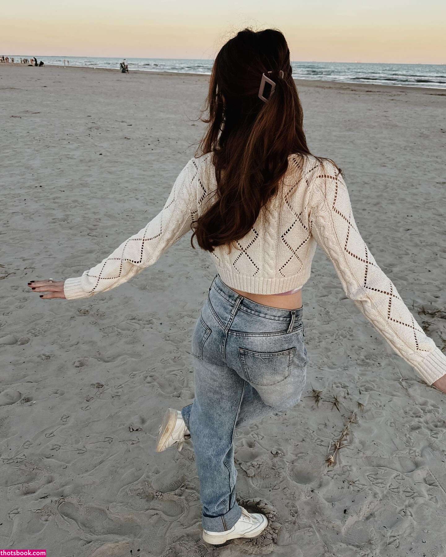 Violet Brinson Photo #13