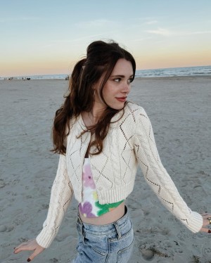 Violet Brinson Photo #9