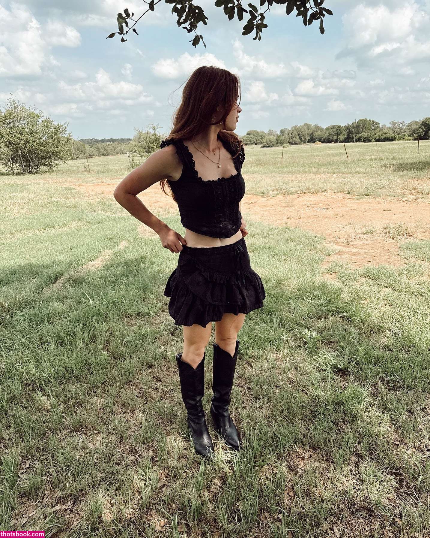 Violet Brinson Photo #27