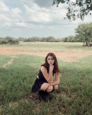 Violet Brinson Photo #28