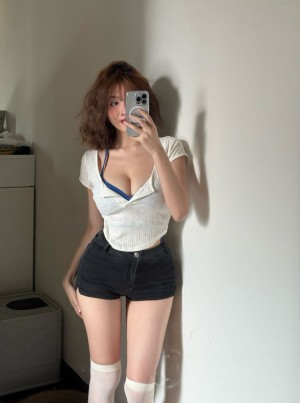 Viviannn 67 Photo #8