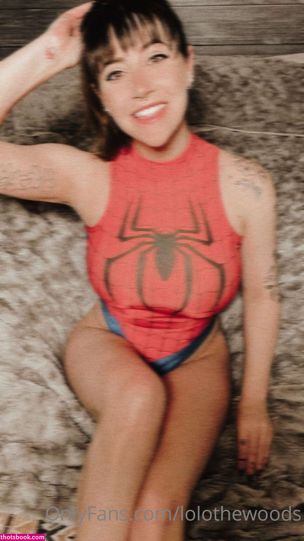 lolothewoods Photo #40