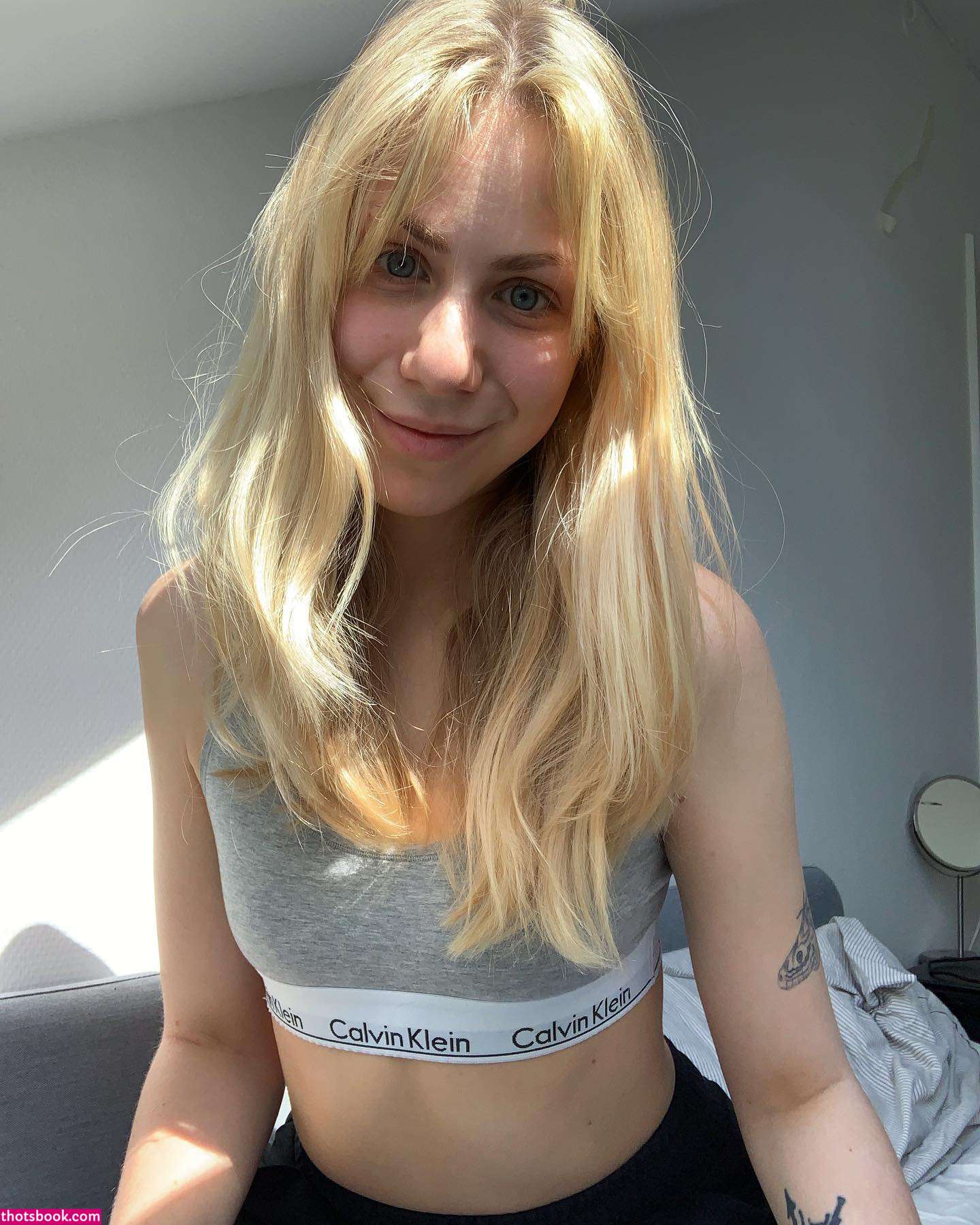 Marie Watson Photo #6