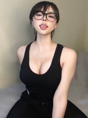 Monchymoon Photo #50