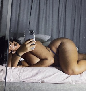 Melanadavids Photo #5