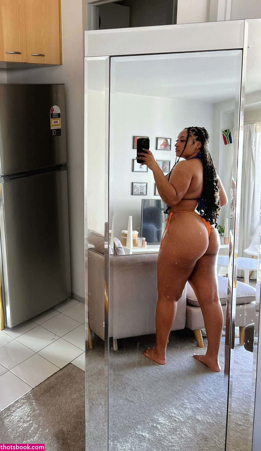 Melanadavids Photo #9