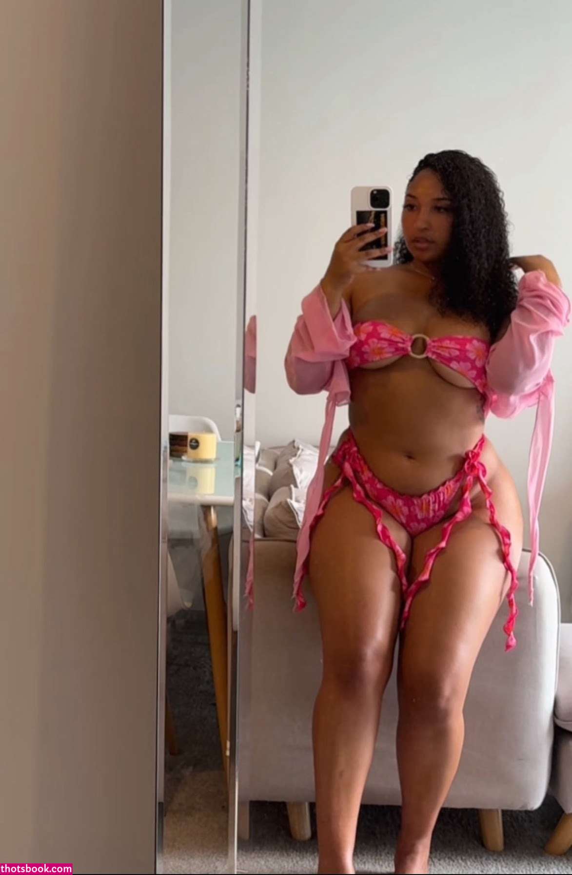 Melanadavids Photo #53