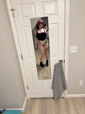 Quin Night Photo #31