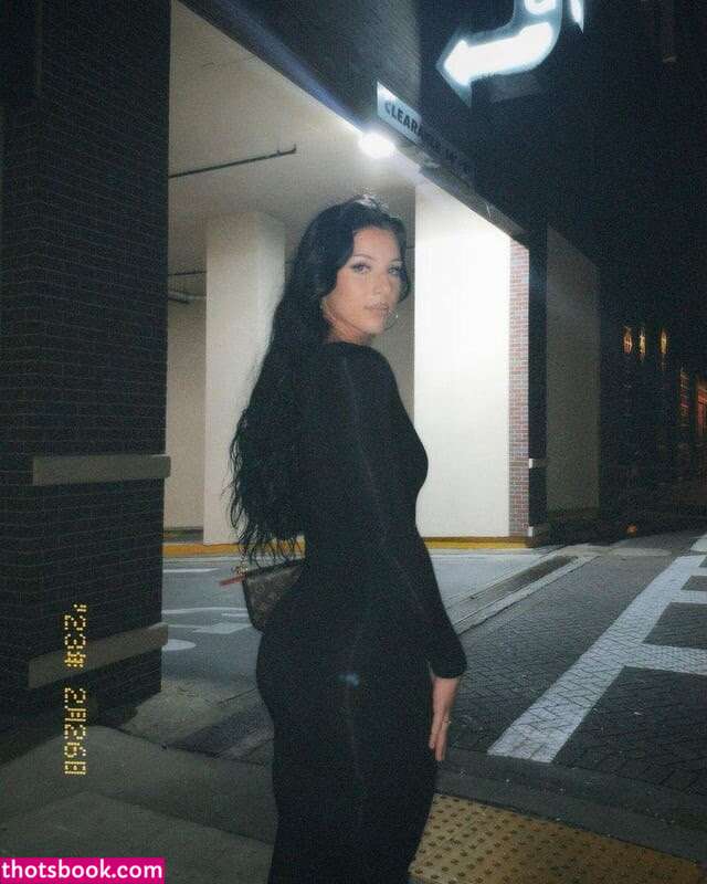 Allison Royalty Photo #3